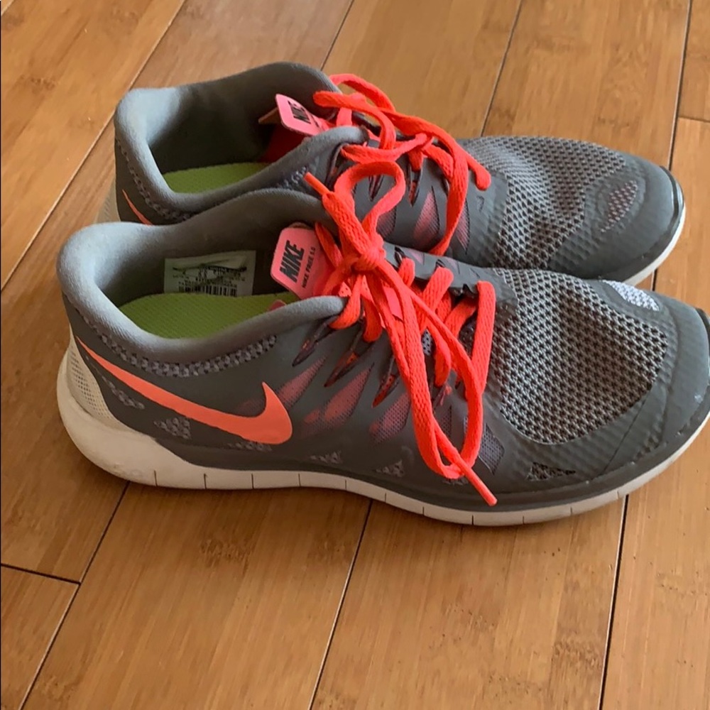 Nike Women’s Shoes Size 8